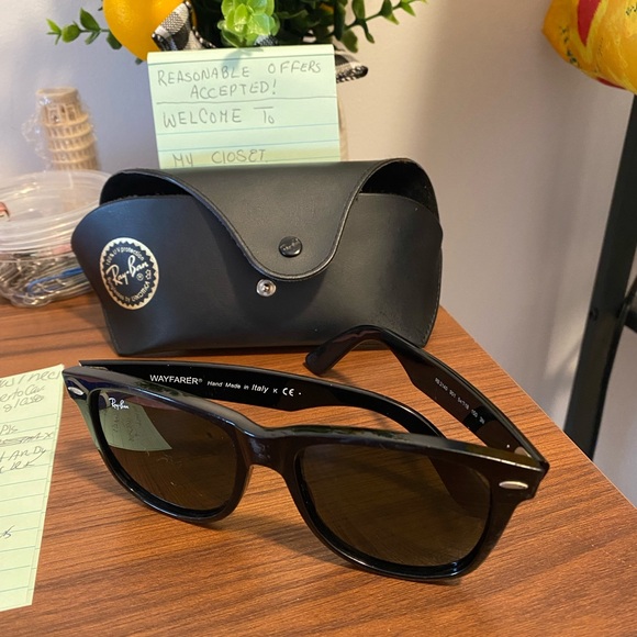Ray-Ban Other - Rayban wayfer